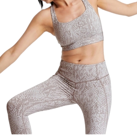 Women's Snake Print Jacquard Leggings | All in Motion | XL - Picture 11 of 15